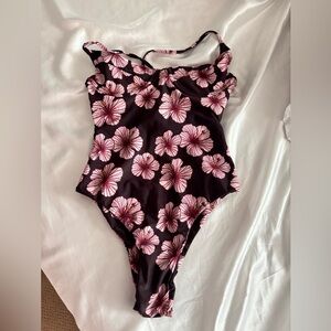 benoa paia outrigger one piece